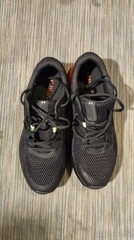 Predám nové Under Armour Charged Rogue 3, veľkosť 46