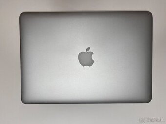 MacBook Pro 13" Retina (Early 2015)