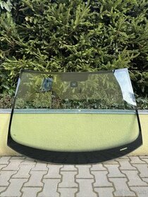 Čelné sklo Volkswagen golf 5
