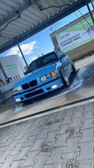 BMW e36 coupe