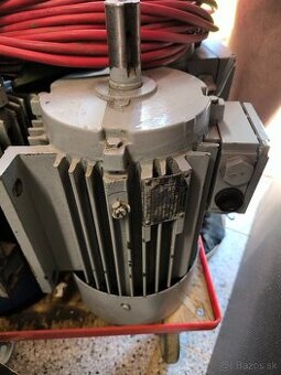Elektromotor 2.2 kw 1400 ot.