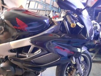 Honda vtr 1000
