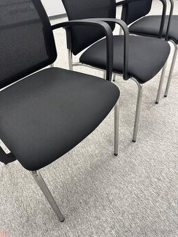 KVALITNÉ KANCELÁRSKE STOLIČKY HALI