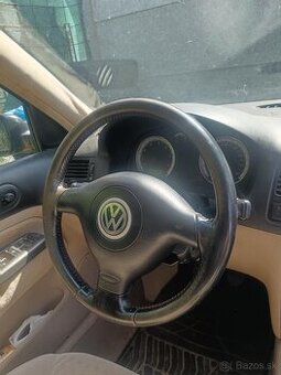 Trojramenny volant vw
