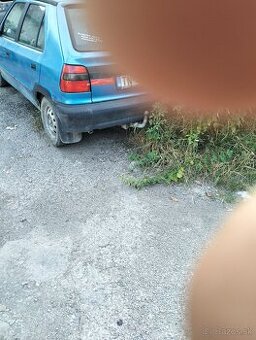 Rozpredám alebo predám v celku škoda Felicia
