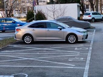 ZARUKA  DO 31-8. 2027  TOYOTA COROLA 1.5 92 KW COMFORT