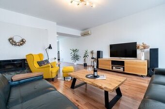 4-izbový byt s krbom a parkovaním–Bratislava, Nivy