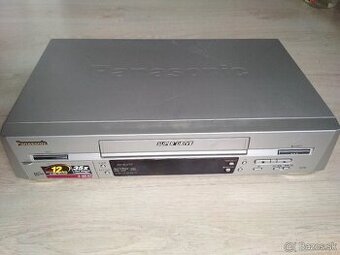 Videorekorder Panasonic NV-SJ422