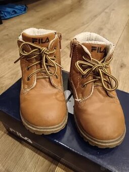 Čižmičky Fila
