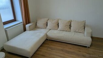 Rohova sedacka -  rozkladacia aj na spanie