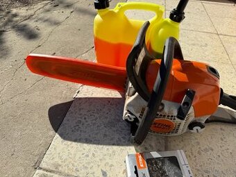 Motorová píla STIHL MS 211
