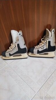 Predám pánske korčule na lad