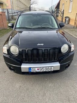 Predam jeep 2.4 benzín LPG 4x4