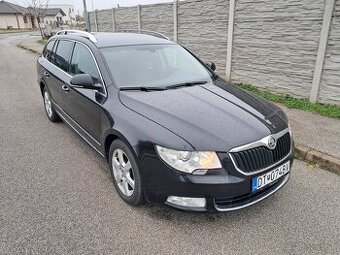 Skoda Superb combi 2.0tdi