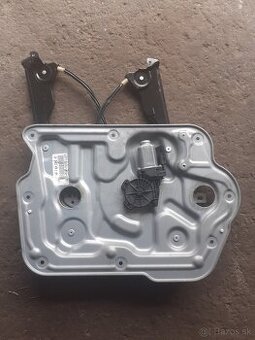 PREDNÁ NISSAN QASHQAI J10 80771JD