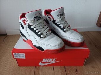 Nike flight legacy č. 40