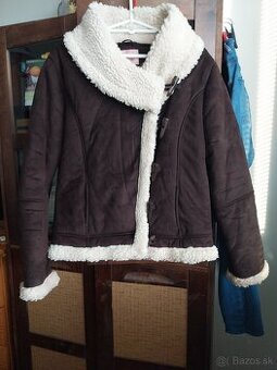 dámsky krátky kožuštek