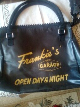 KABELKA   LADVINKA   KUFOR   CESTOVKA