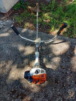 Predám Benzinovú kosačku STIHL FS 55.