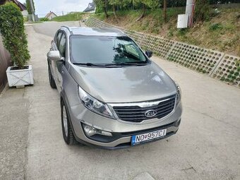 Kia Sportage 2011  4x4 2l  100kw diesel
