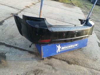 Predam zadny naraznik na Kia Sorento 2,5 Crdi 125KW