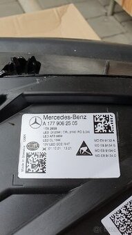 Mercedes Benz Led svetlomety - 1
