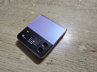 Samsung Flip 4 256gb v Top stave je malo pouzivany bol vacsi