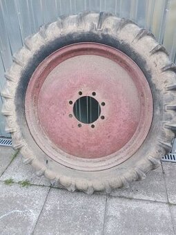 Zetor 25 kackove koleso