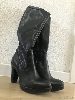 Kožené čižmy LASOCKI veľ.38