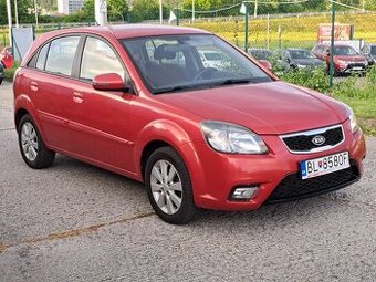 Kia Rio 1.4i Sporty , r.v. 2010 , 130tis.km.