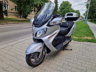 Suzuki Burgman 650