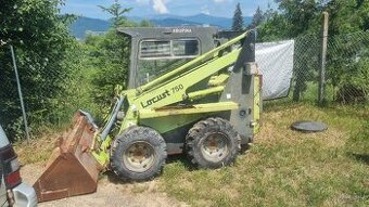 Locust 750
