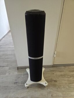 Reproduktor s rádiom, USB, SD.