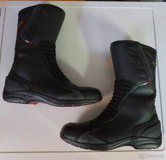 velkost 39 a 45 - moto cizmy VANUCCI VTB16