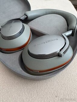 Sluchátka Bowers and Wilkins PX8 Mclaren