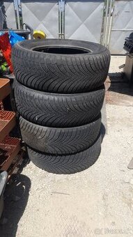 265/60R18-Kumho Solus 4S-celoročné