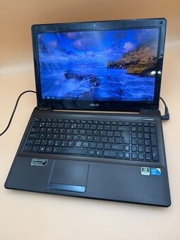 Notebook ASUS i3 M350 / 8GB RAM / 500GB / GeForce 310M