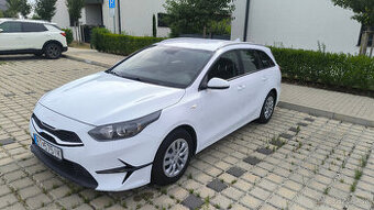 ✅ Kia Ceed SW 1.6 CRDi mHEV Silver, 1.majitel,SR,serv.knižka