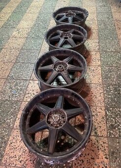 Predam Elektrony 5x112 r17 a 5x100 r17 Audi,Skoda,Wolksvagen