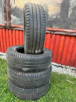 215/65R16C letné