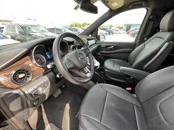 Prenájom 8 miestne auto Mercedes V250d 4x4 140kw