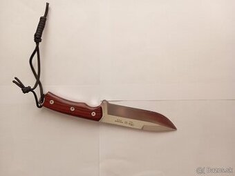 Bushcraftový nôž