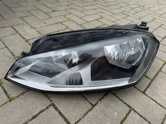 VW Golf 7 svetlo