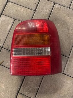 Zadné práve svetlo Audi a4 b5 avant