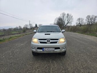 Toyota Hilux D-4D 3.0 TDI 126KW 4X4