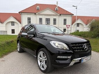 Mercedes-Benz ML350 Bluetec 4Matic