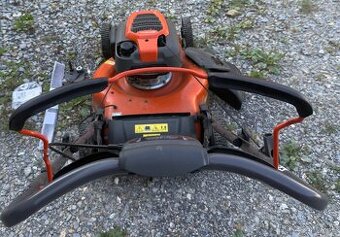 Husqvarna benzinova kosacka s pohonom