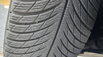 245/45R19 zimne Michelin pilot aplin 5  2ks