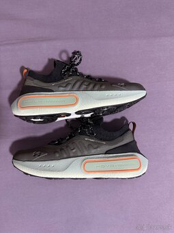 Under Armour UA Phantom 4