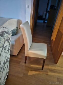 jedálenské stolicky